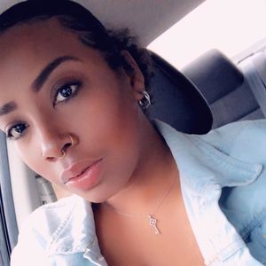 Meet your Posher, Alecia